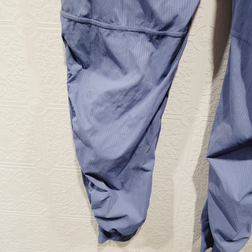 Lululemon Beyond the Studio Jogger Water Drop size 12 - Picture 9 of 10